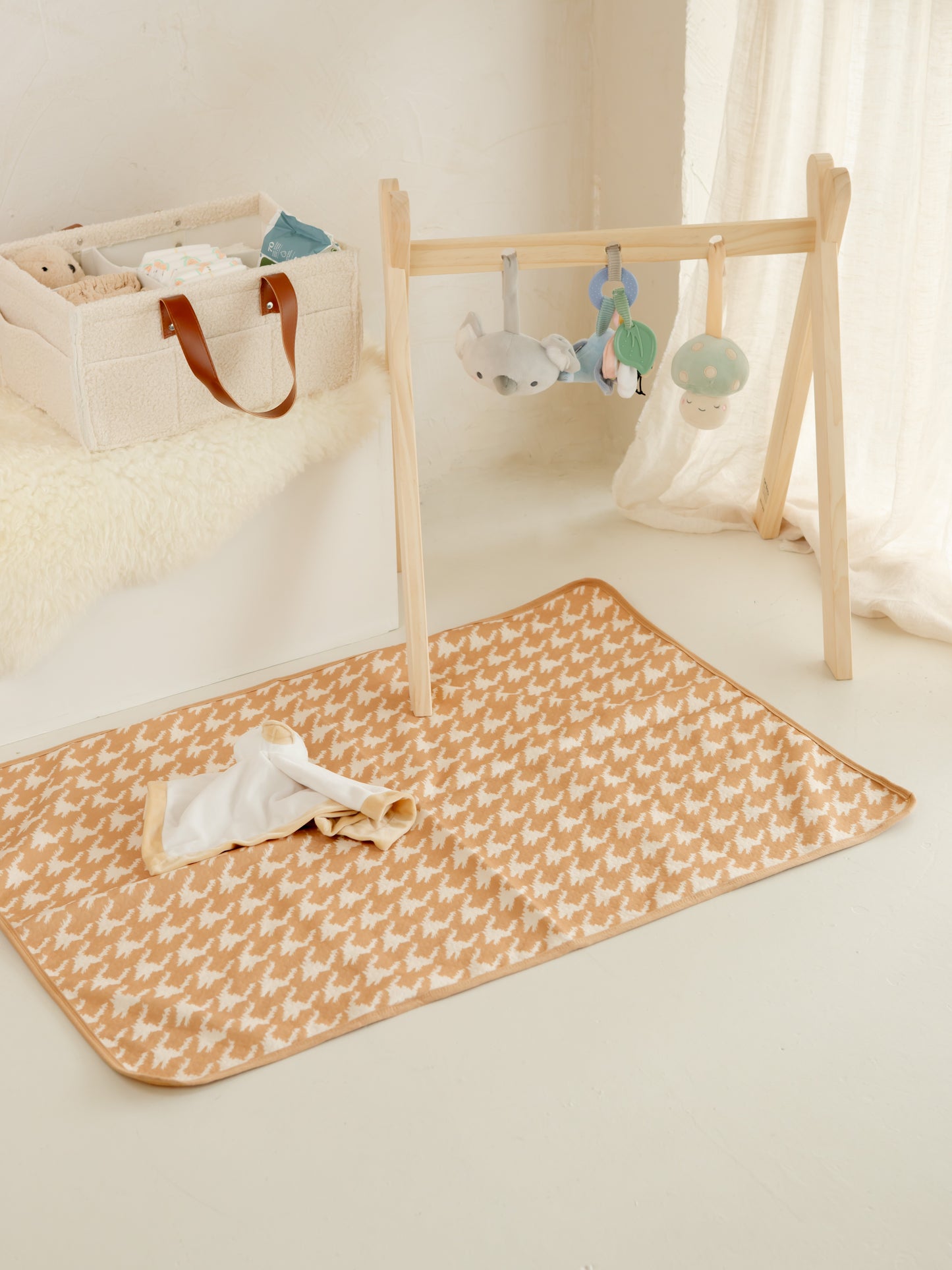 Golden-Hour Tazzy Mat