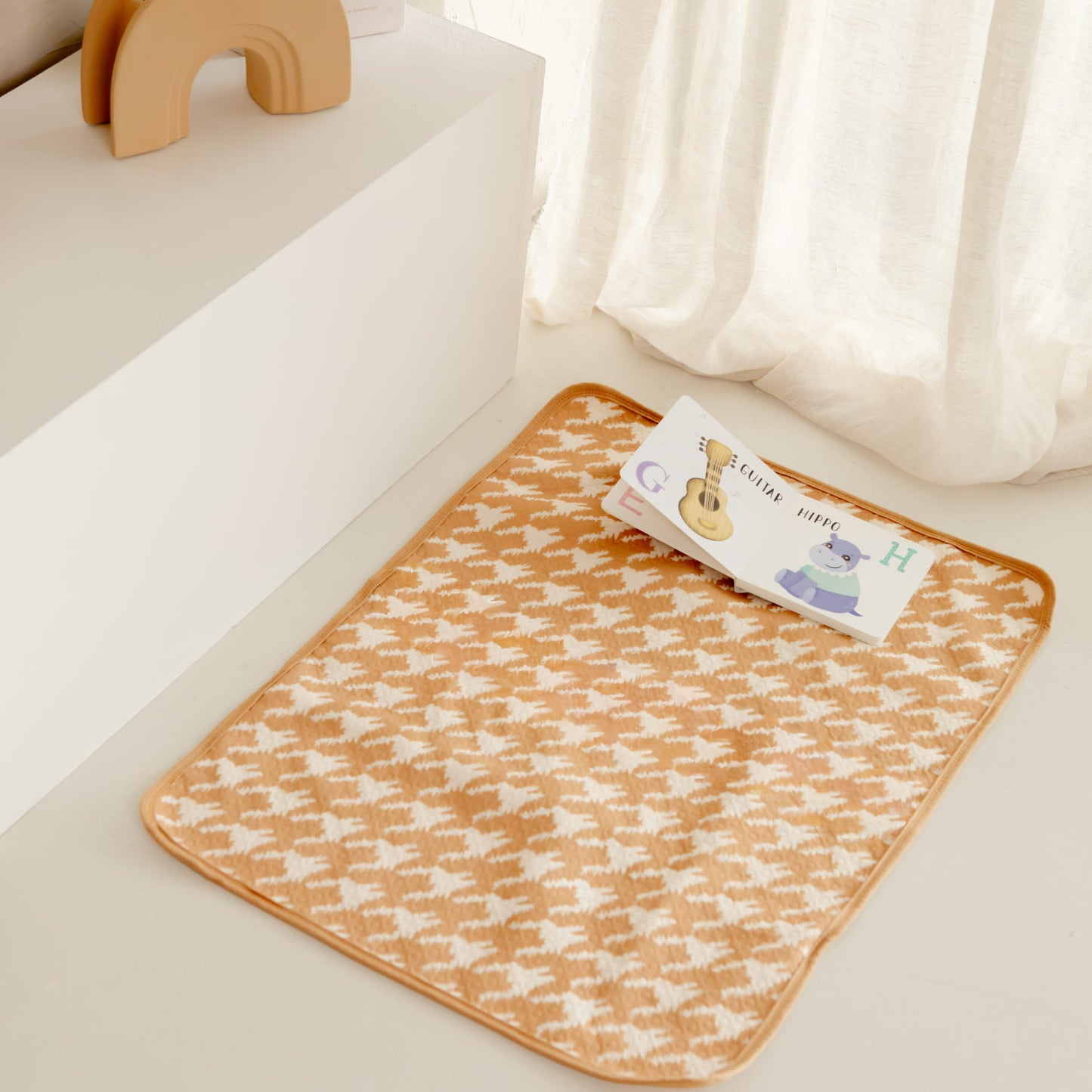 Golden-Hour Tazzy Mat
